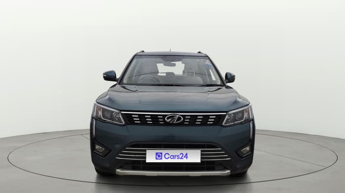 2021 Mahindra XUV300 W8 (O) 1.2 PETROL, Petrol, Manual, 53,616 km, Front