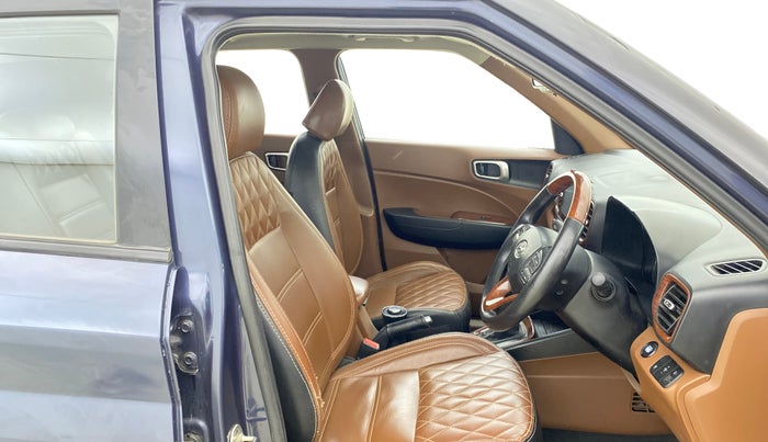 2019 Hyundai VENUE SX PLUS 1.0 TURBO DCT, Petrol, Automatic, 48,942 km, Right Side Front Door Cabin