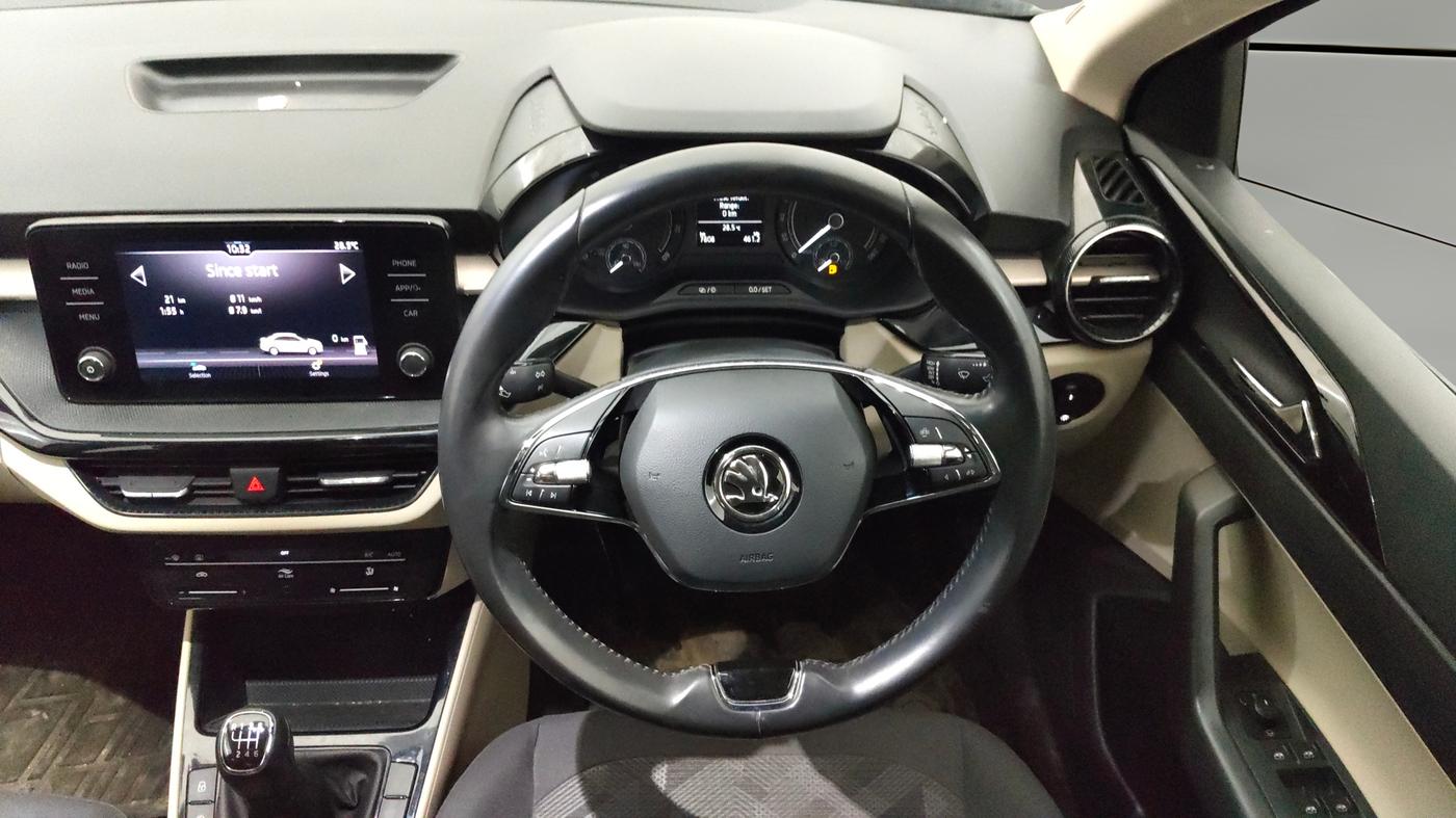 2023 Skoda SLAVIA AMBITION 1.0L TSI MT, Petrol, Manual, 7,808 km, Steering Wheel Close Up