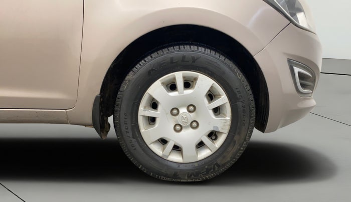 2012 Hyundai i20 MAGNA 1.2, Petrol, Manual, 30,545 km, Right Front Wheel