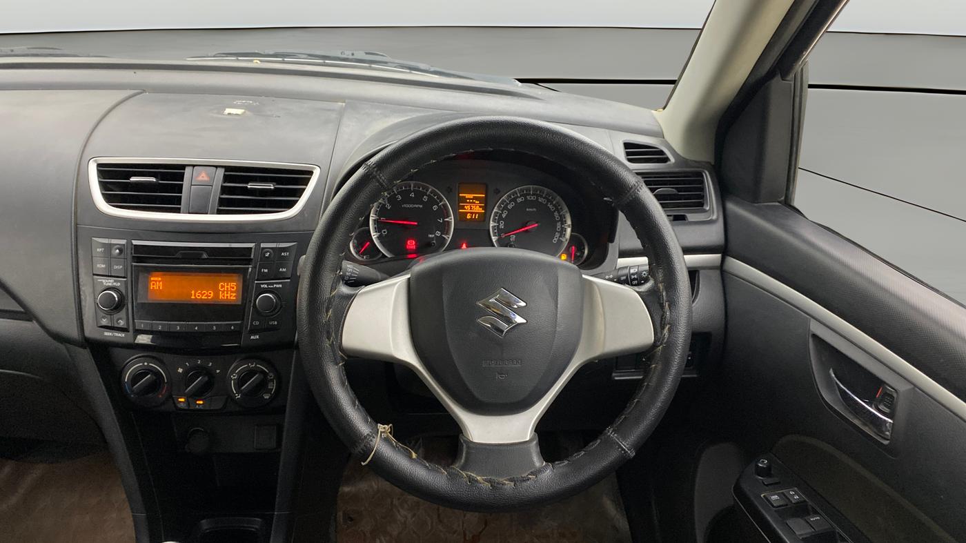 2017 Maruti Swift VXI, Petrol, Manual, 45,756 km, Steering Wheel Close Up
