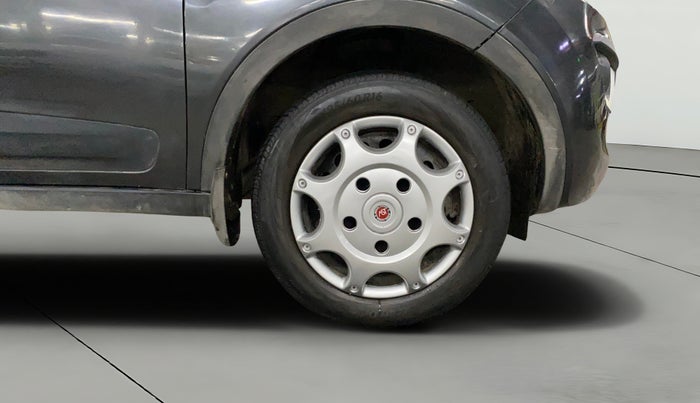 2018 Tata NEXON XM PETROL, CNG, Manual, 81,527 km, Right Front Wheel