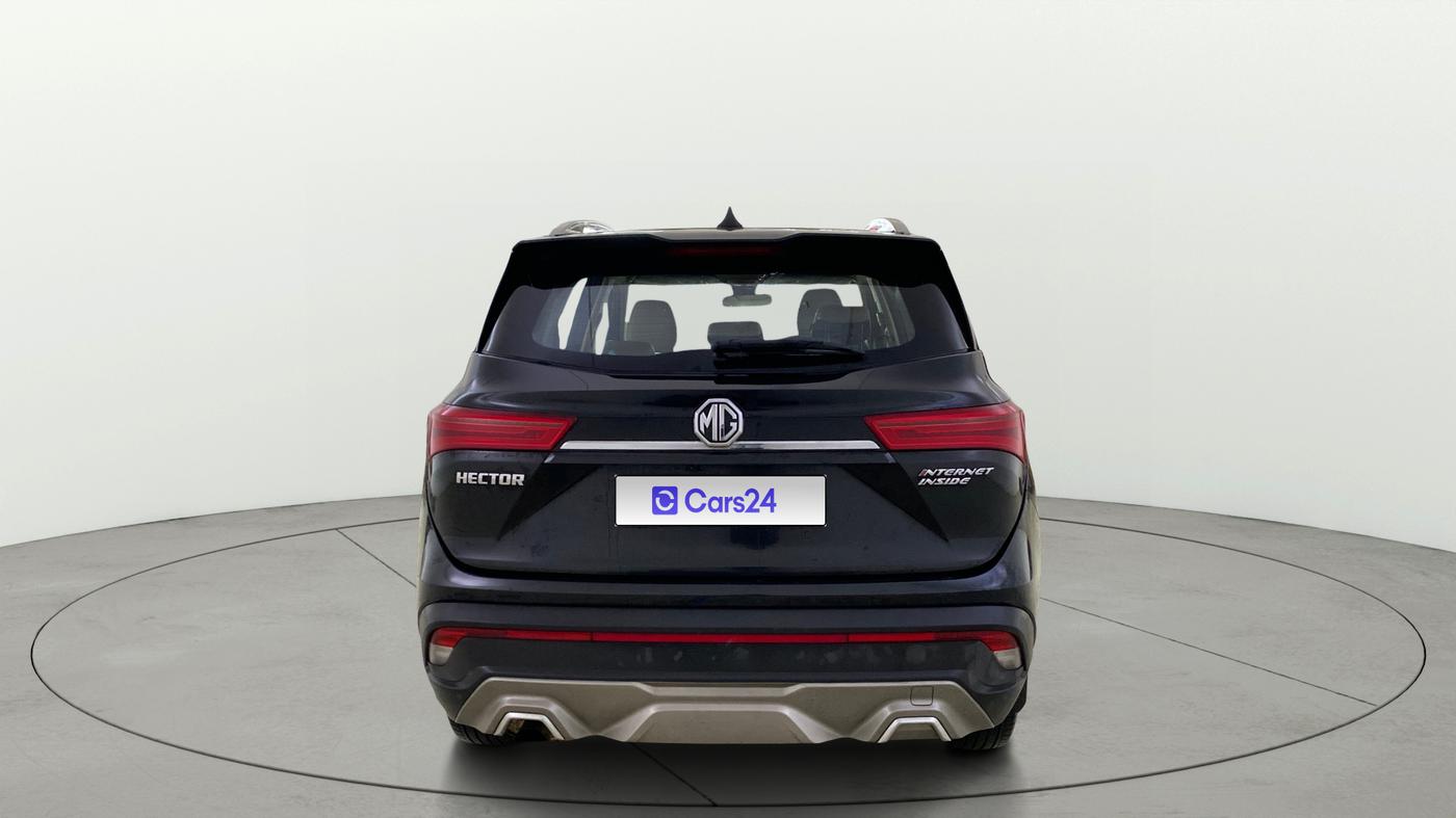 2022 MG HECTOR SMART 1.5 PETROL CVT, Petrol, Automatic, 26,993 km, Back/Rear