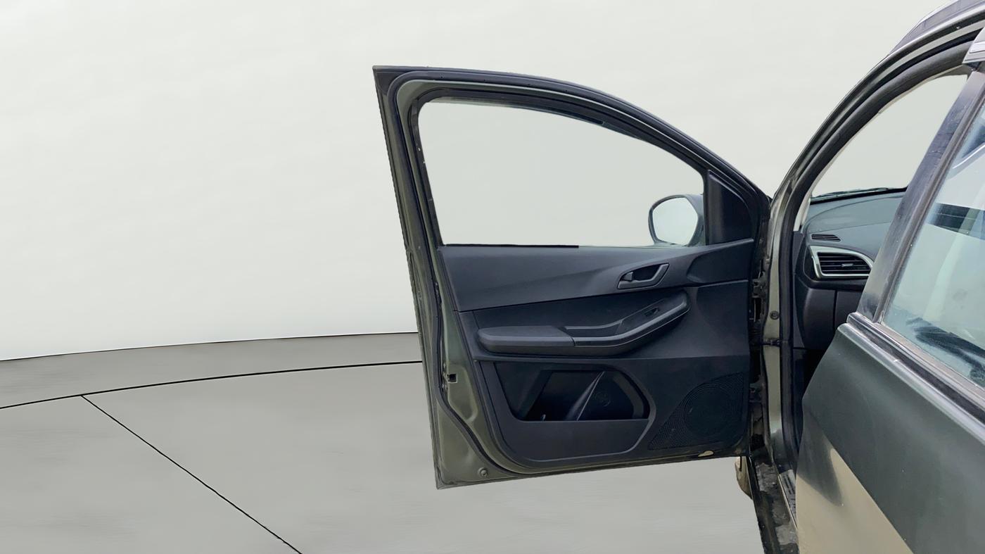 2021 Tata TIAGO NRG XZ MT, CNG, Manual, 45,857 km, LHS Front Door