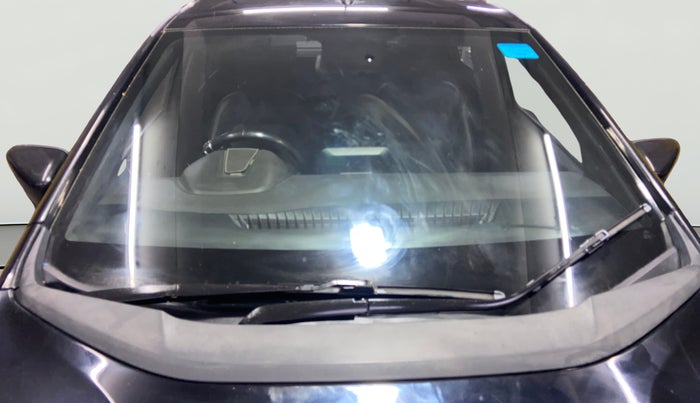 2022 Tata ALTROZ XZ PLUS PETROL, Petrol, Manual, 71,467 km, Front Windshield