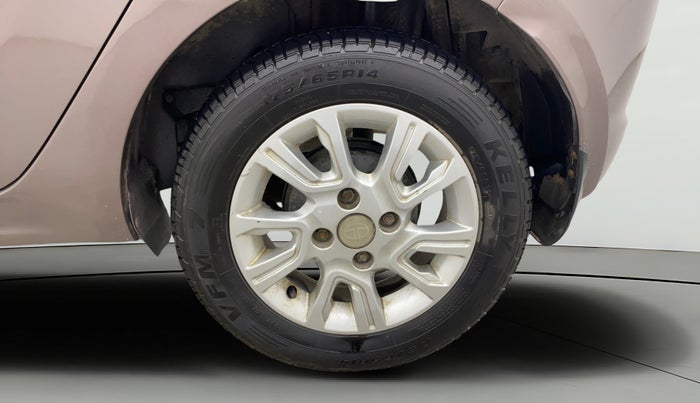 2018 Tata Tiago XZ PETROL, Petrol, Manual, 90,759 km, Left Rear Wheel