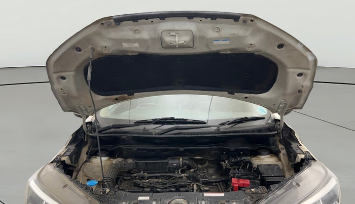 2022 Maruti XL6 ALPHA AT, Petrol, Automatic, 63,852 km, Open Bonet
