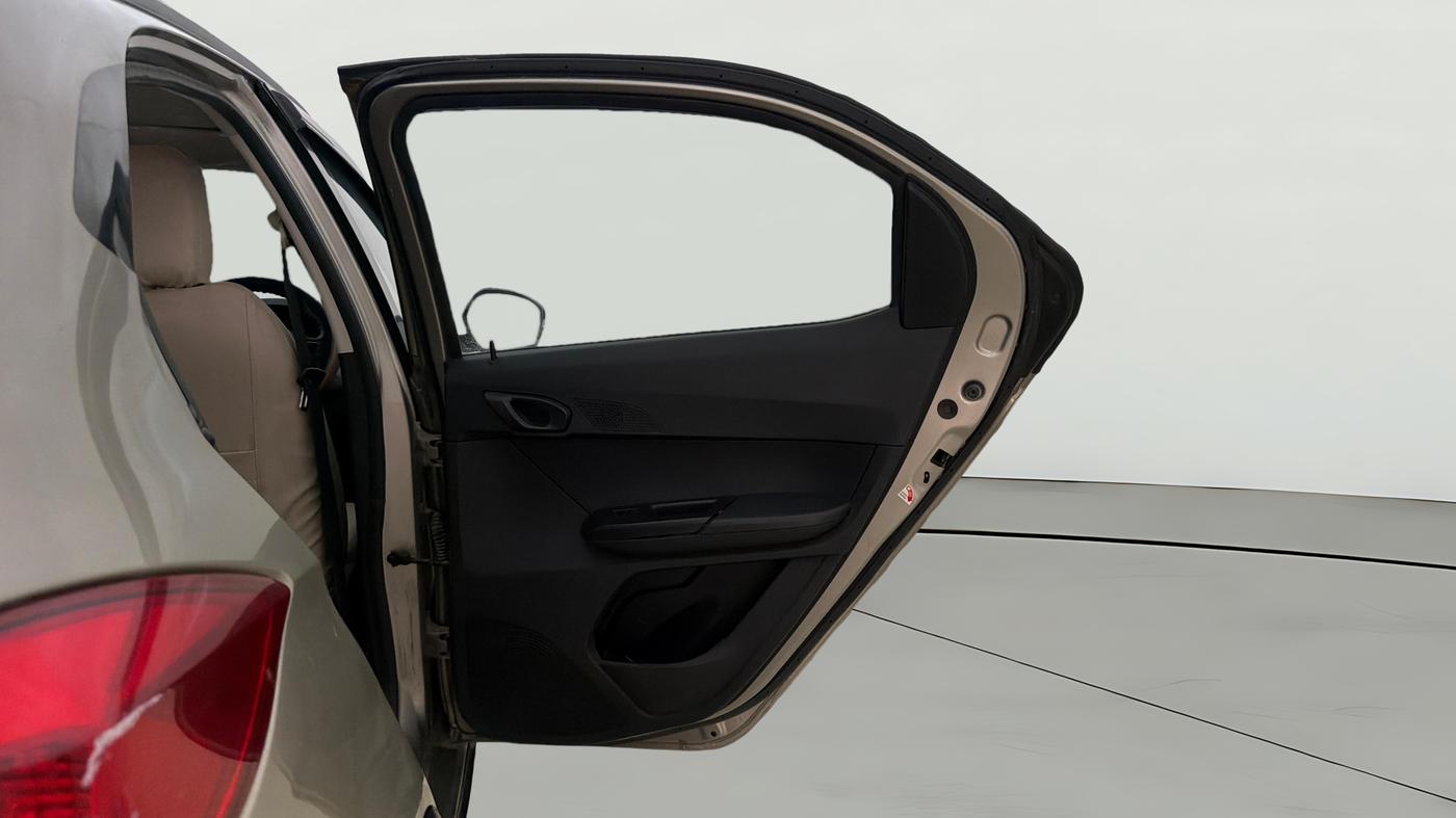 2019 Tata TIAGO NRG PETROL, Petrol, Manual, 58,847 km, RHS Rear Door