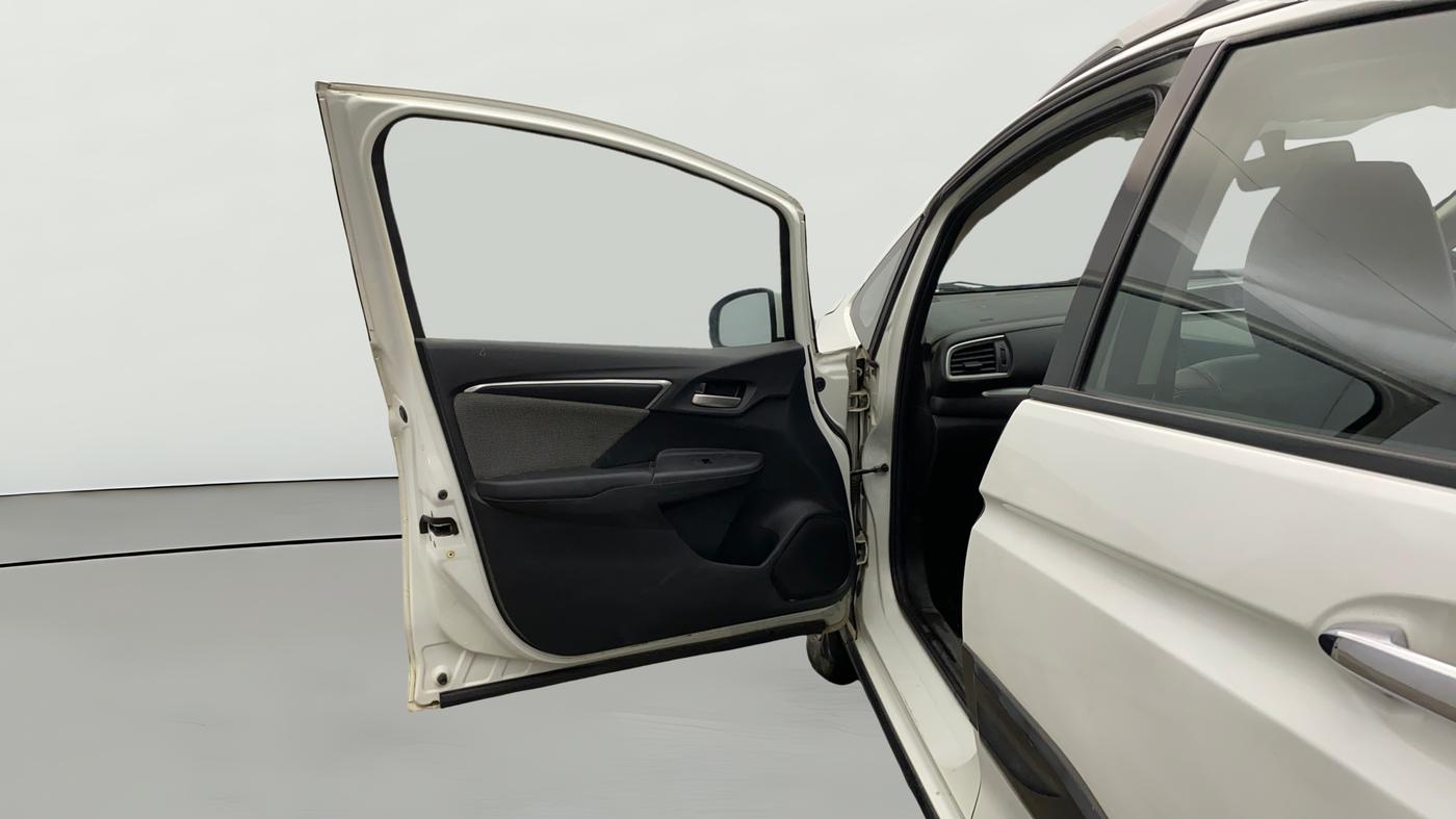 2018 Honda WR-V 1.2L I-VTEC VX MT, CNG, Manual, 1,03,667 km, LHS Front Door