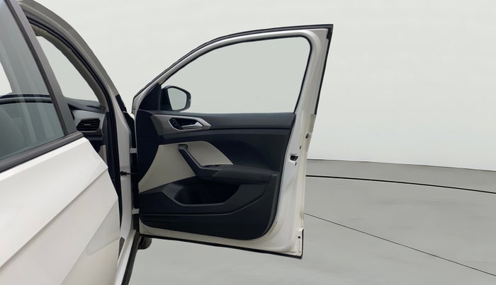 2022 Volkswagen TAIGUN HIGHLINE 1.0 TSI AT, Petrol, Automatic, 47,779 km, RHS Front Door