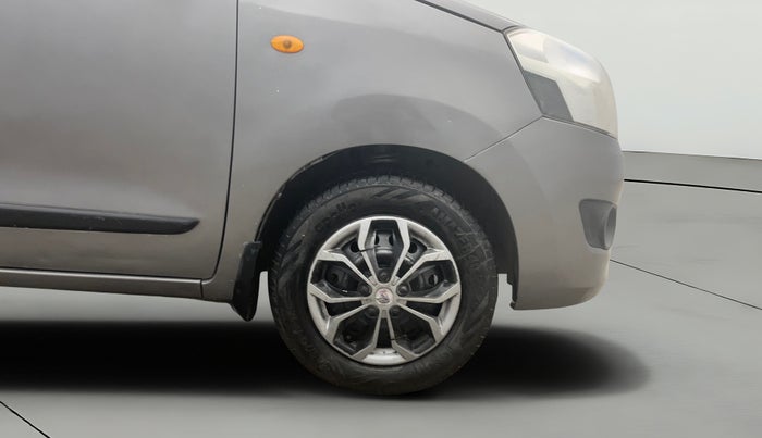 2017 Maruti Wagon R 1.0 VXI, Petrol, Manual, 33,791 km, Right Front Wheel