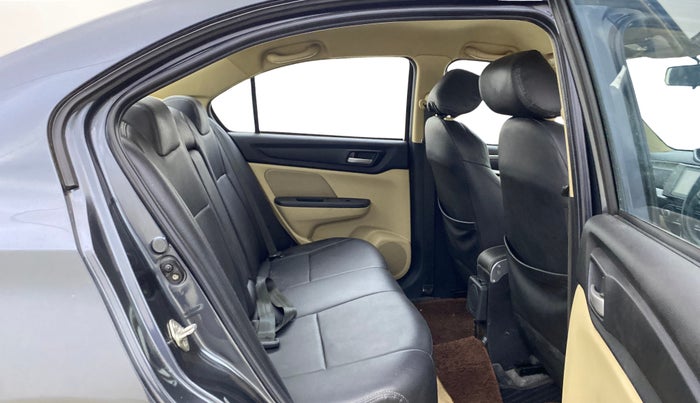 2021 Honda Amaze 1.2L I-VTEC VX CVT, Petrol, Automatic, 35,934 km, Right Side Rear Door Cabin