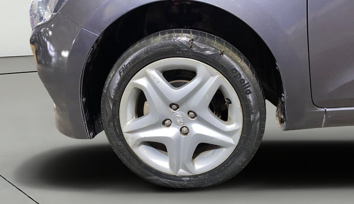 2017 Hyundai Elite i20 ASTA 1.2, Petrol, Manual, 22,932 km, Left Front Wheel