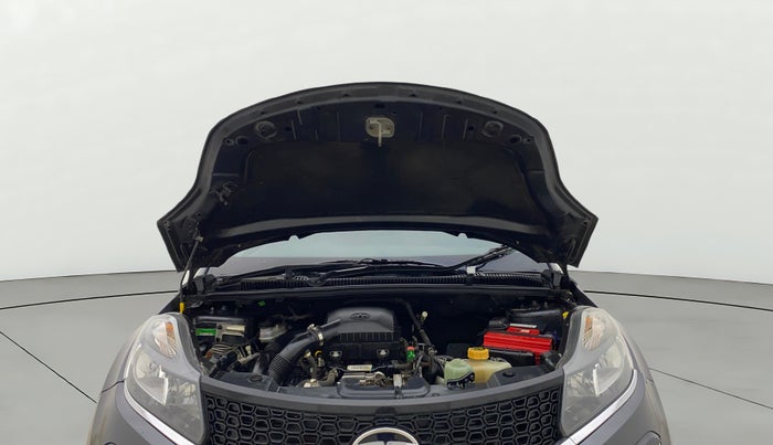 2019 Tata NEXON XM PETROL, Petrol, Manual, 26,518 km, Open Bonet