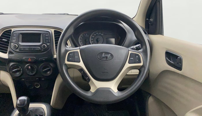 2020 Hyundai NEW SANTRO MAGNA, Petrol, Manual, 43,885 km, Steering Wheel Close Up