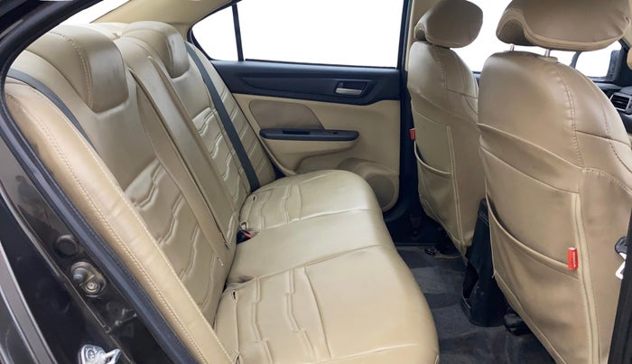 2018 Honda Amaze 1.5L I-DTEC S, Diesel, Manual, 1,28,066 km, Right Side Rear Door Cabin