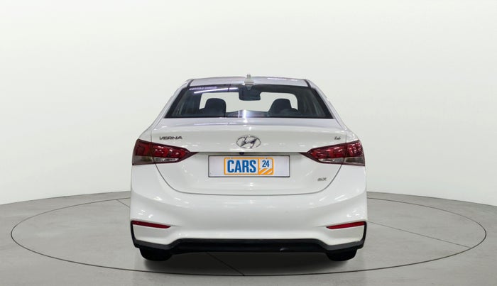 2020 Hyundai Verna 1.6 VTVT SX, Petrol, Manual, 84,553 km, Back/Rear
