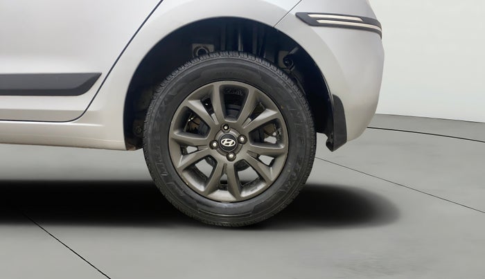 2020 Hyundai Elite i20 SPORTZ PLUS 1.2, Petrol, Manual, 36,434 km, Left Rear Wheel