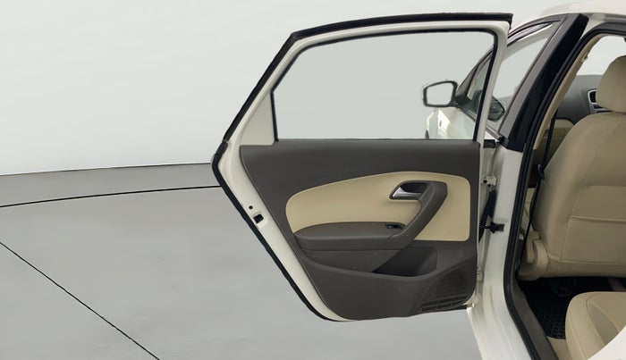 2015 Volkswagen Vento HIGHLINE 1.6 MPI, Petrol, Manual, 57,355 km, LHS Rear Door