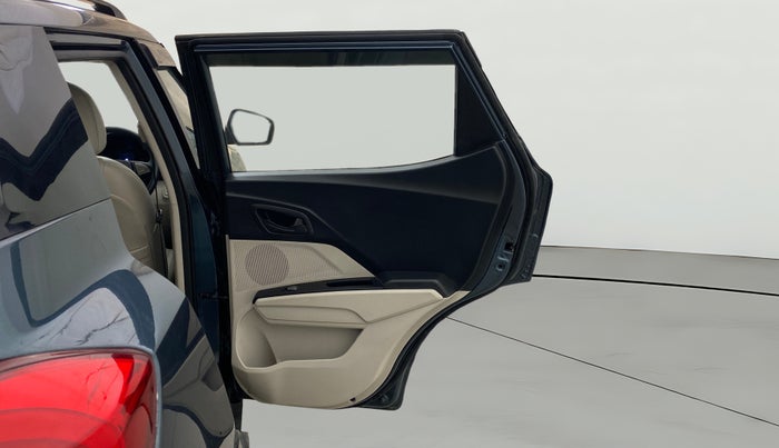 2021 Mahindra XUV300 W6 1.2 PETROL AMT, Petrol, Automatic, 19,551 km, RHS Rear Door