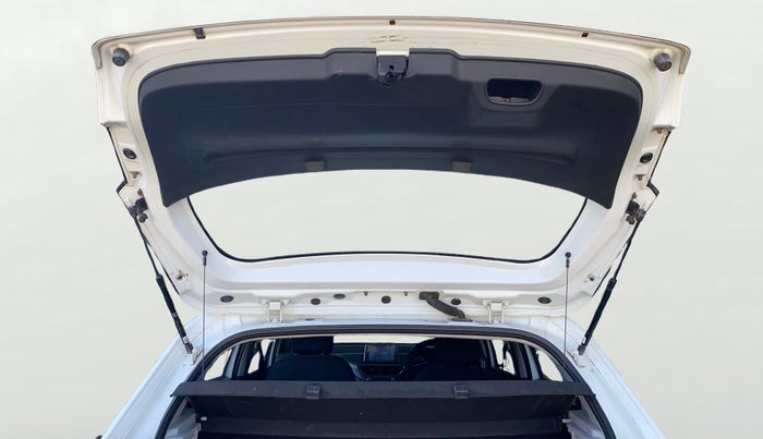 2021 Tata ALTROZ XT DIESEL, Diesel, Manual, 93,147 km, Boot Door Open