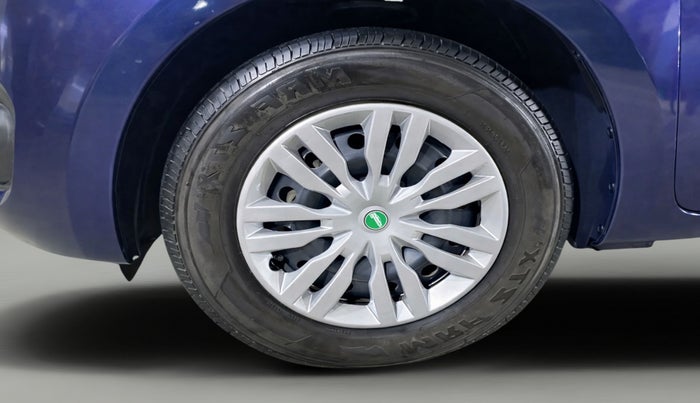 2018 Maruti Swift VXI AMT, Petrol, Automatic, 59,999 km, Left Front Wheel