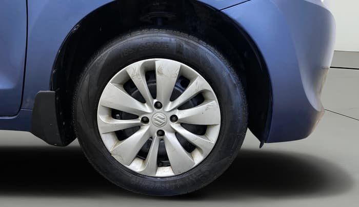 2017 Maruti Baleno DELTA PETROL 1.2, Petrol, Manual, 1,16,983 km, Right Front Wheel