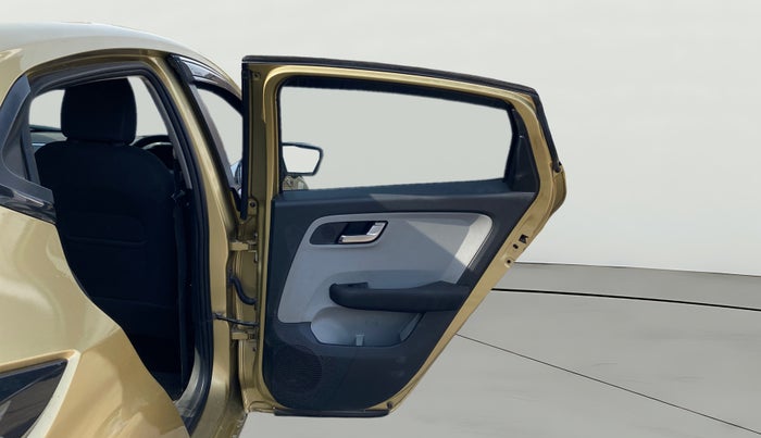 2020 Tata ALTROZ XZ PETROL, Petrol, Manual, 78,334 km, RHS Rear Door