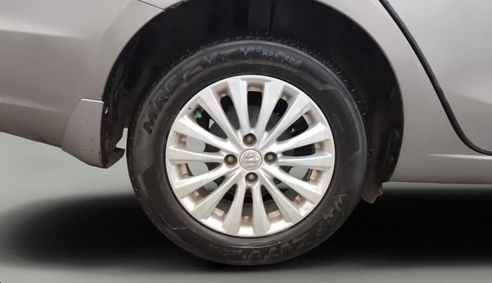 2017 Maruti Ciaz ZETA 1.4  MT PETROL, CNG, Manual, 78,293 km, Right Rear Wheel
