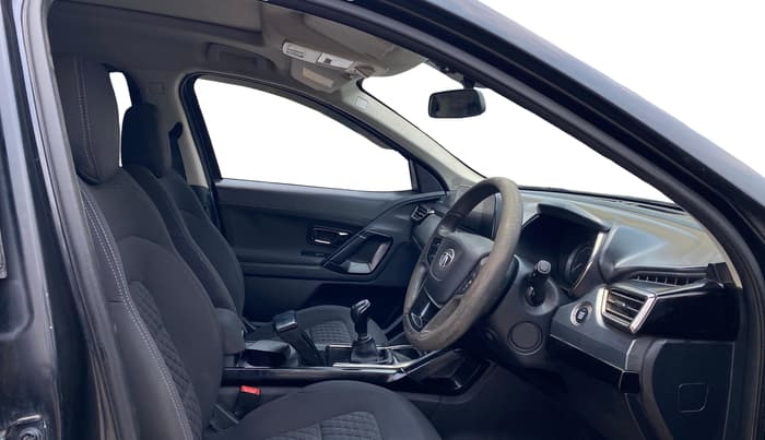 2022 Tata Safari XT PLUS, Diesel, Manual, 77,215 km, Right Side Front Door Cabin