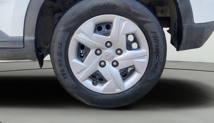 2020 Hyundai VENUE S 1.2, Petrol, Manual, 29,129 km, Left Rear Wheel