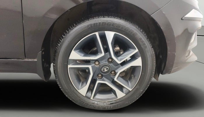 2022 Tata Tiago XZA PLUS PETROL, Petrol, Automatic, 26,313 km, Right Front Wheel