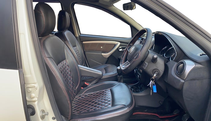 2021 Renault Duster RXZ 1.5 PETROL MT, Petrol, Manual, 67,391 km, Right Side Front Door Cabin