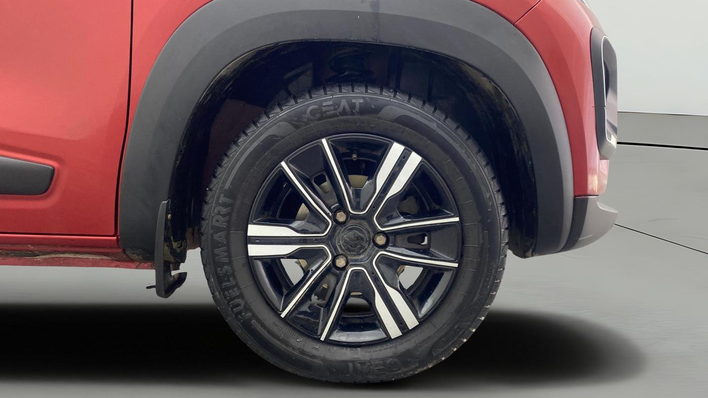 2024 Renault Kwid CLIMBER 1.0 AMT Dual Tone , Petrol, Automatic, 20,691 km, Right Front Wheel
