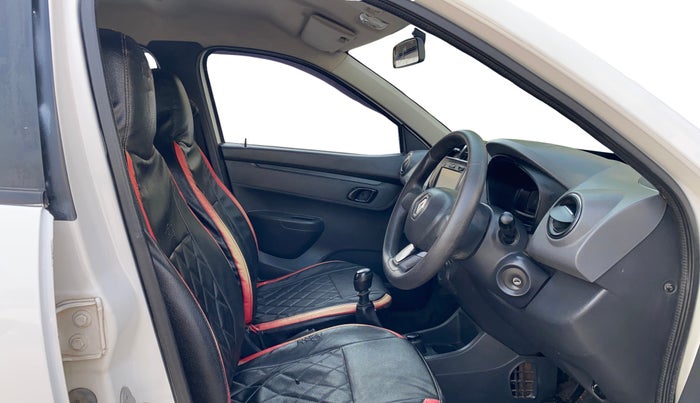 2016 Renault Kwid RXT 1.0, Petrol, Manual, 51,246 km, Right Side Front Door Cabin