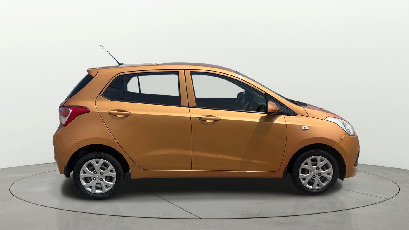 2016 Hyundai Grand i10 MAGNA AT 1.2 KAPPA VTVT, Petrol, Automatic, 89,252 km, Right Side View