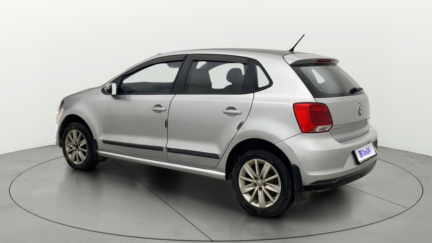 2016 Volkswagen Polo HIGHLINE1.5L, Diesel, Manual, 1,23,726 km, Left Back Diagonal