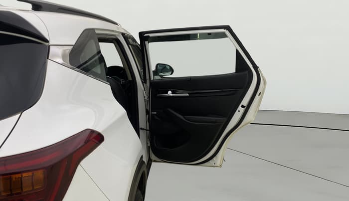 2020 KIA SELTOS GTX PLUS AT 1.5 DIESEL, Diesel, Automatic, 1,03,275 km, RHS Rear Door