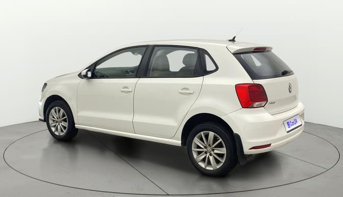 2017 Volkswagen Polo HIGHLINE1.2L, Petrol, Manual, 1,21,096 km, Left Back Diagonal