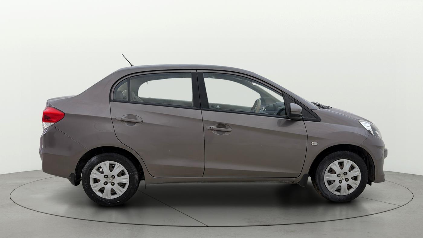 2015 Honda Amaze 1.2L I-VTEC S, Petrol, Manual, 32,216 km, Right Side View