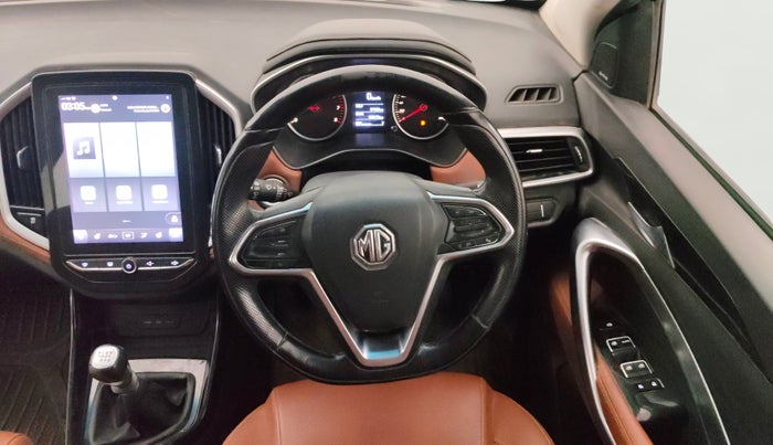 2020 MG HECTOR PLUS SMART 2.0 DIESEL TURBO MT 6-STR, Diesel, Manual, 93,070 km, Steering Wheel Close Up