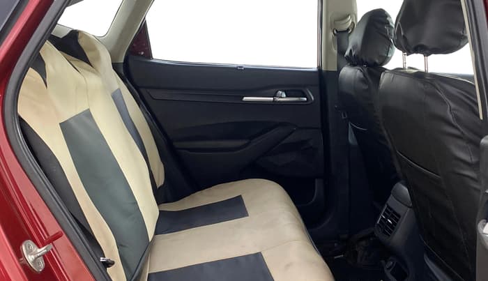 2022 KIA SELTOS HTK PLUS 1.5 DIESEL, Diesel, Manual, 98,206 km, Right Side Rear Door Cabin