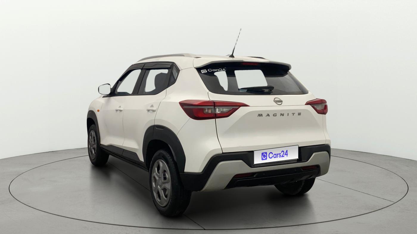 2023 Nissan MAGNITE XE, Petrol, Manual, 8,570 km, Left Back Diagonal