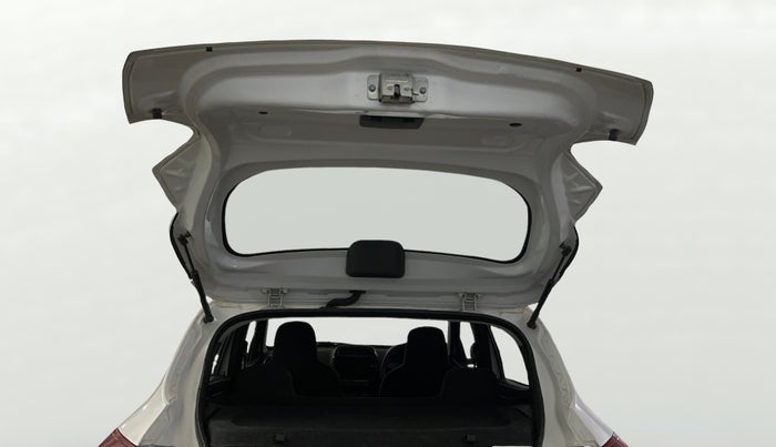 2020 Renault Kwid CLIMBER 1.0 AMT (O), Petrol, Automatic, 30,045 km, Boot Door Open