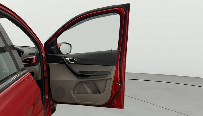 2017 Tata Tiago XZA PETROL, Petrol, Automatic, 38,071 km, RHS Front Door