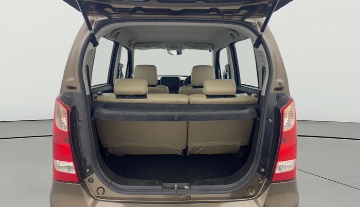 2017 Maruti Wagon R 1.0 VXI AMT, Petrol, Automatic, 27,997 km, Boot Open Zoomed View
