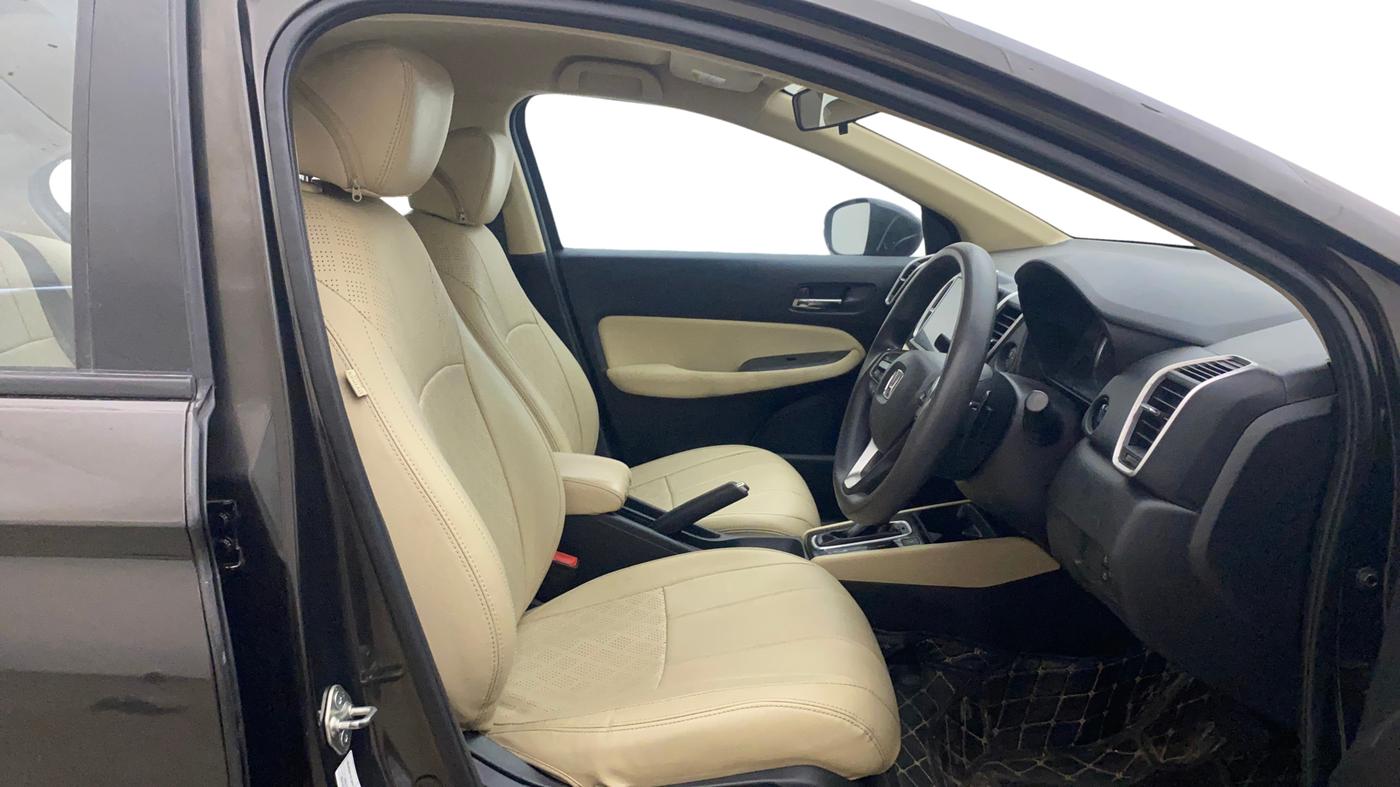 2021 Honda City 1.5L I-VTEC V CVT 5TH GEN, Petrol, Automatic, 1,20,704 km, Right Side Front Door Cabin