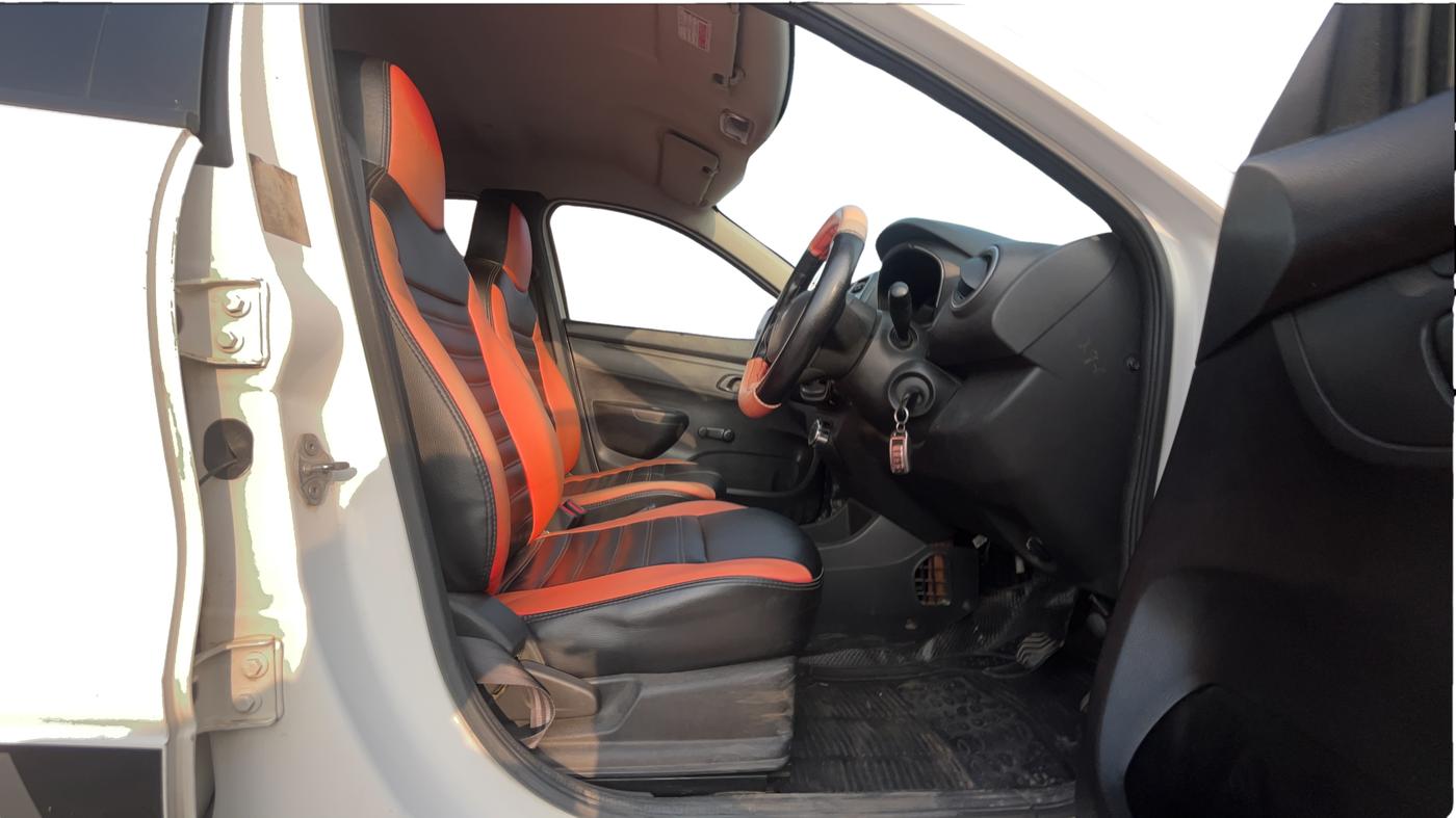 2017 Renault Kwid RXL 1.0 AMT, Petrol, Automatic, 55,564 km, Right Side Front Door Cabin