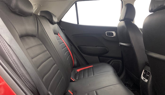 2021 Hyundai VENUE SX PLUS 1.0 TURBO DCT, Petrol, Automatic, 18,415 km, Right Side Rear Door Cabin