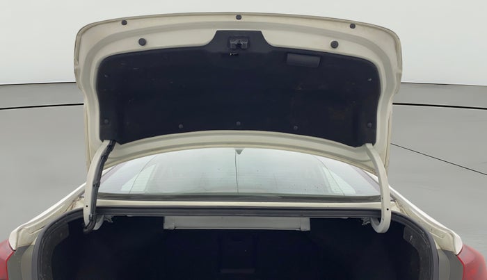 2019 Hyundai New Elantra 2.0 SX MT PETROL, Petrol, Manual, 68,402 km, Boot Door Open